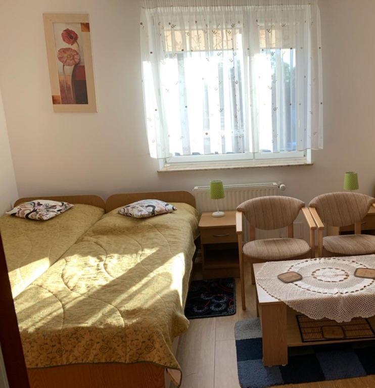 Pokoje Goscinne Matros Ustronie Morskie Kültér fotó